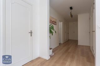  Appartement  vendre 4 pices 85 m