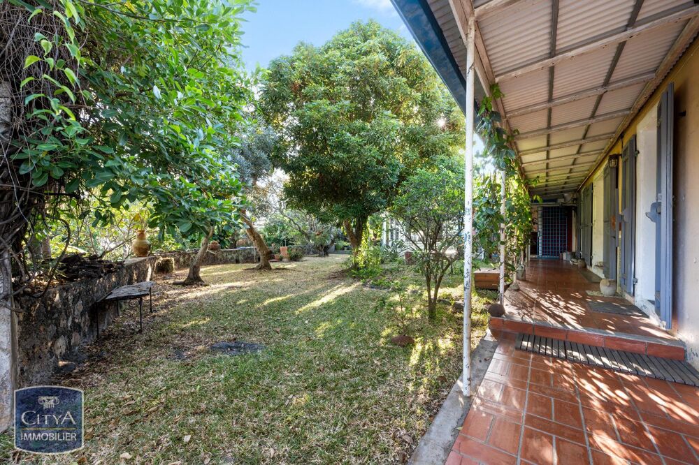 � vendre  Maison Saint-Paul (97460)
