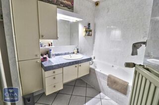  Immeuble � vendre 271 m�