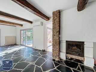  Maison  vendre 5 pices 210 m