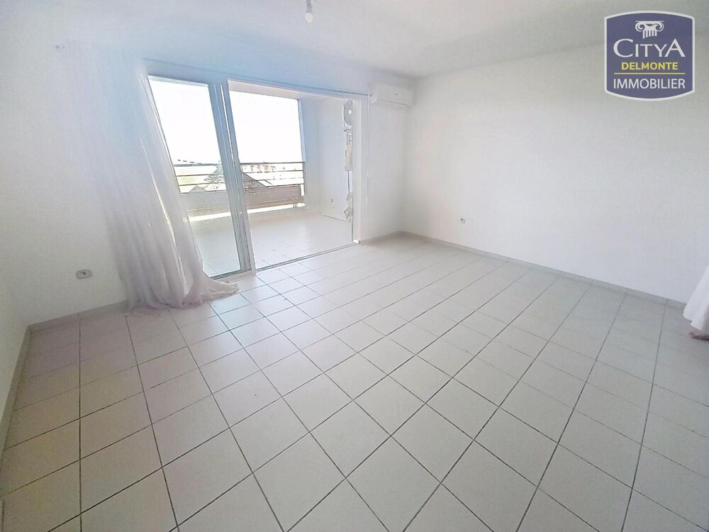 VENTE d'un appartement T2 en plein coeur de Saint-Pierre.....
