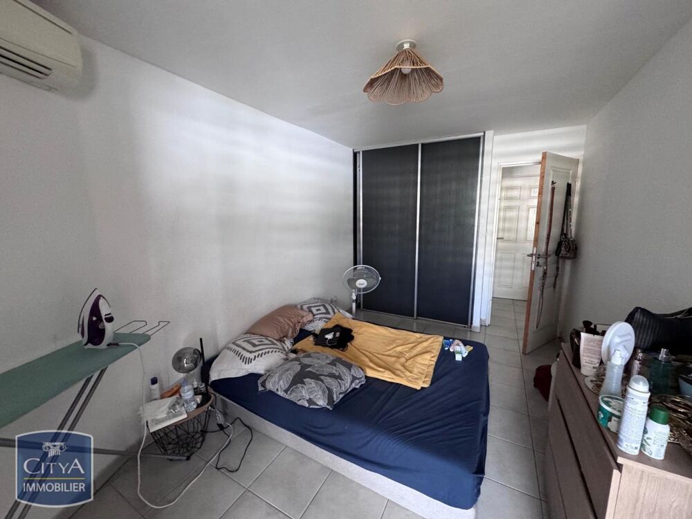 VENTE d'un appartement sans meuble avec ascenseur et pla....