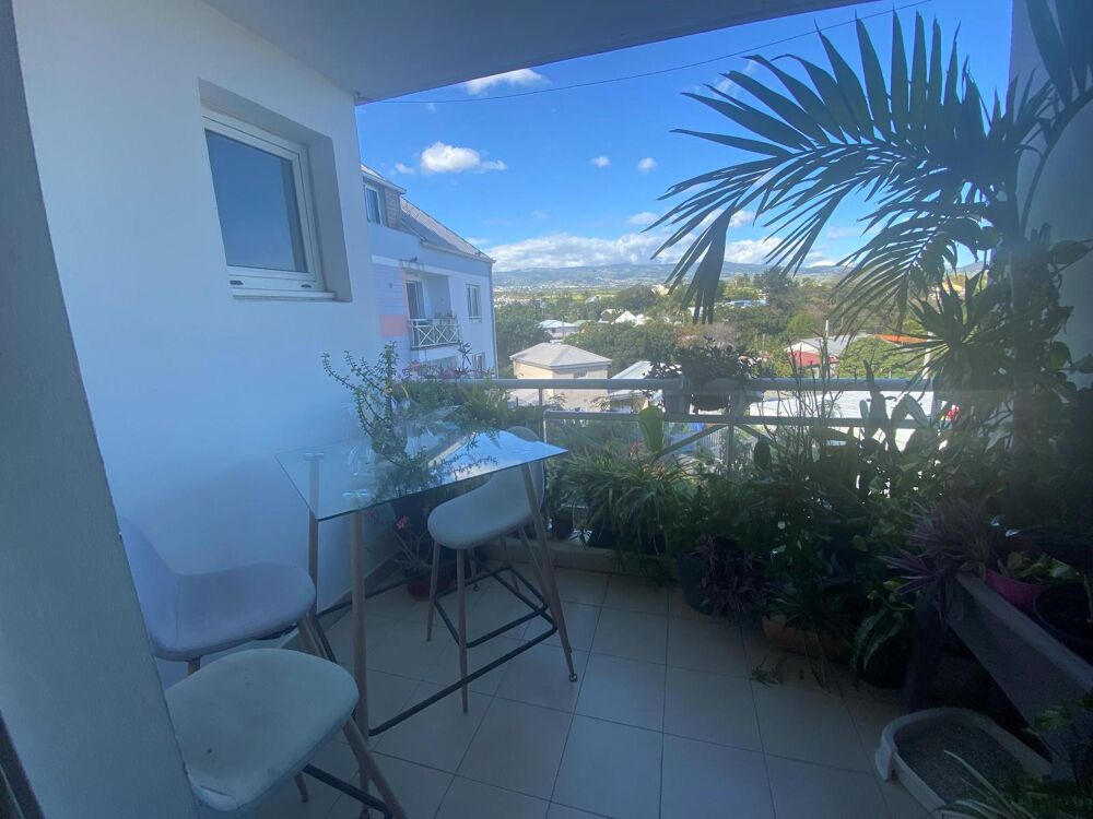 VENTE d'un appartement T3 (50 m²) à Saint-Pierre, idéal ....