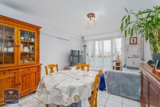  Appartement � vendre 4 pi�ces 77 m�