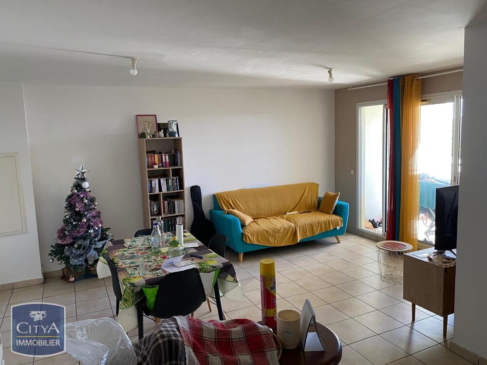 VENTE d'un appartement T3 (64.81m²) au 3ème étage à Sain....