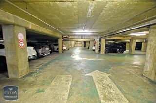  Parking / Garage � vendre 