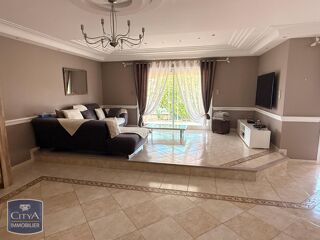  Maison à vendre 8 pièces 254 m²