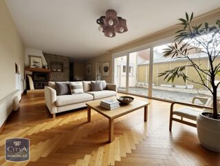  Maison  vendre 6 pices 165 m