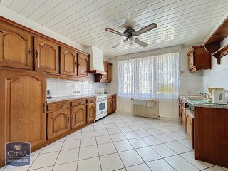  Maison  vendre 7 pices 135 m