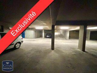  Parking / Garage � vendre 12 m�
