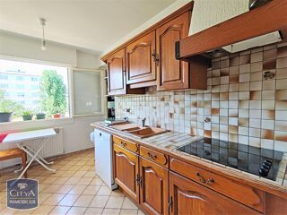  Appartement � vendre 4 pi�ces 77 m�