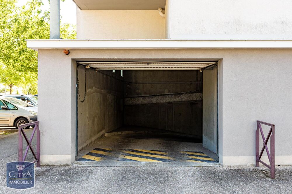vente Parking / Garage - 17 m² Échirolles (38130)