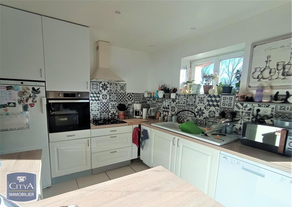 vente Maison - 7 pi�ce(s) - 170 m� Ardilli�res (17290)