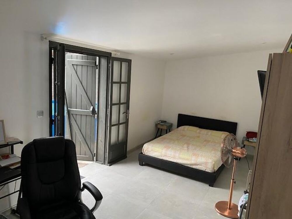À vendre : Maison T4 (96 m²) avec grand garage à RAVINE ....