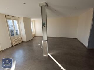  Maison  vendre 7 pices 230 m