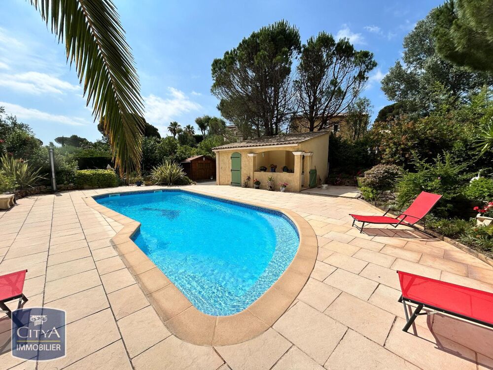 � vendre  Villa Saint-Rapha�l (83700)