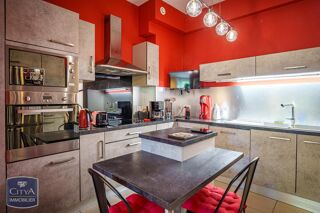  Maison  vendre 9 pices 204 m