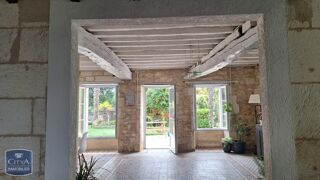  Maison  vendre 8 pices 245 m