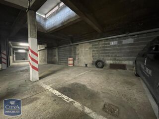  Parking / Garage � vendre 
