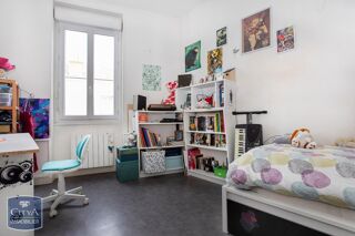  Immeuble  vendre 140 m