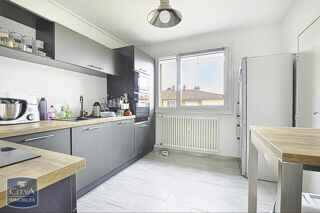  Appartement � vendre 4 pi�ces 81 m�