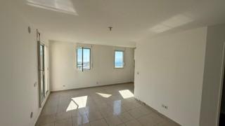 vente Appartement - 2 pièce(s) - 43 m² Sainte-Clotilde (97490)