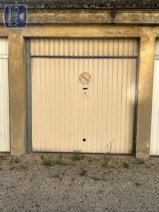  Parking / Garage  vendre 