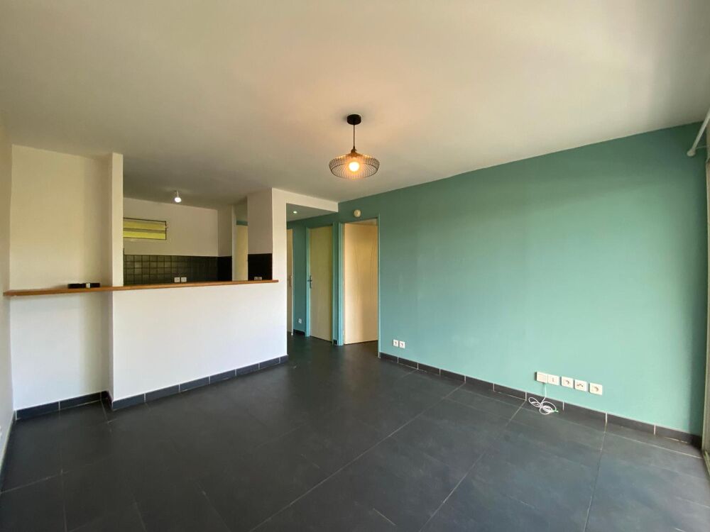 vente Appartement - 2 pièce(s) - 37 m² Saint-Joseph (97480)
