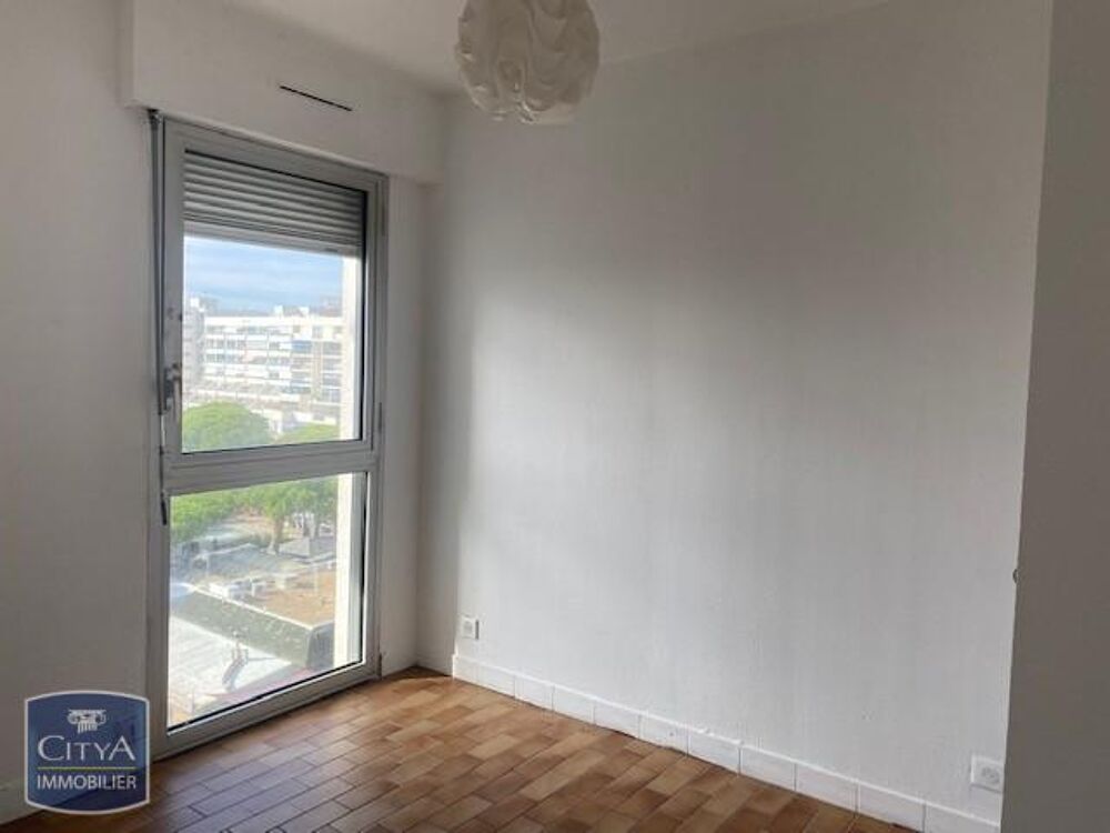 À vendre : Appartement SEJOUR. CHAMBRE + CABINE + TERRAS....
