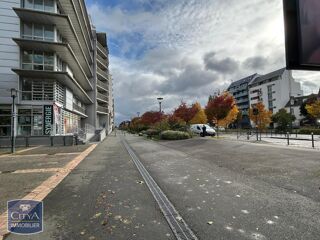  Parking / Garage � vendre 