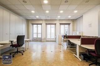  Appartement � vendre 7 pi�ces 182 m�