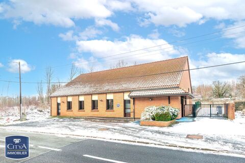 - A VENDRE SUR BAVAY - Une salle de r&eacute;ception initial... 293000 59570 Bavay