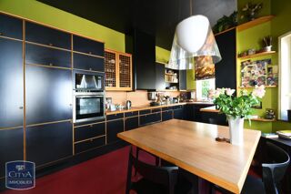  H�tel Particulier � vendre 7 pi�ces 240 m�