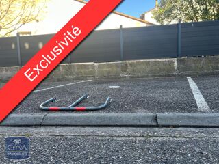  Parking / Garage � vendre 