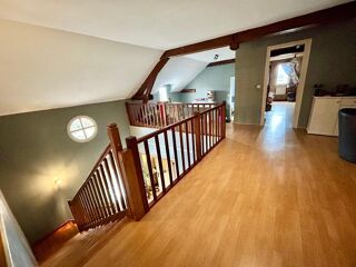  Maison  vendre 6 pices 240 m