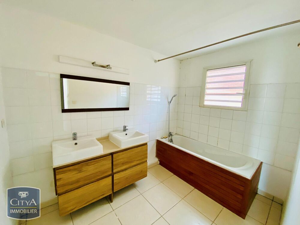 vente Appartement - 4 pièce(s) - 86 m² Saint-Leu (97424)