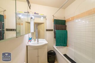  Appartement  vendre 2 pices 54 m