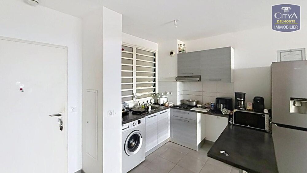 VENTE d'un Appartement T2 (46 m²) avec varangue de 19 m²....