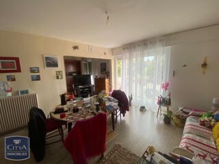  Appartement  vendre 4 pices 77 m