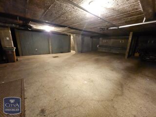  Parking / Garage � vendre 