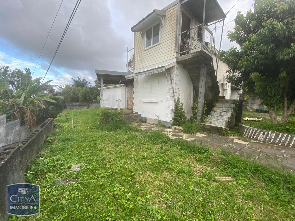 vente Maison - 5 pièce(s) - 140 m² Sainte-Suzanne (97441)