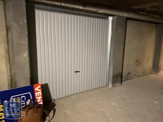  Parking / Garage � vendre 