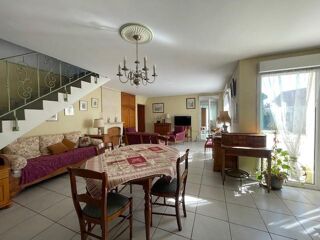  Villa � vendre 8 pi�ces 222 m�