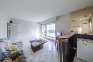  Appartement � vendre 4 pi�ces 83 m�