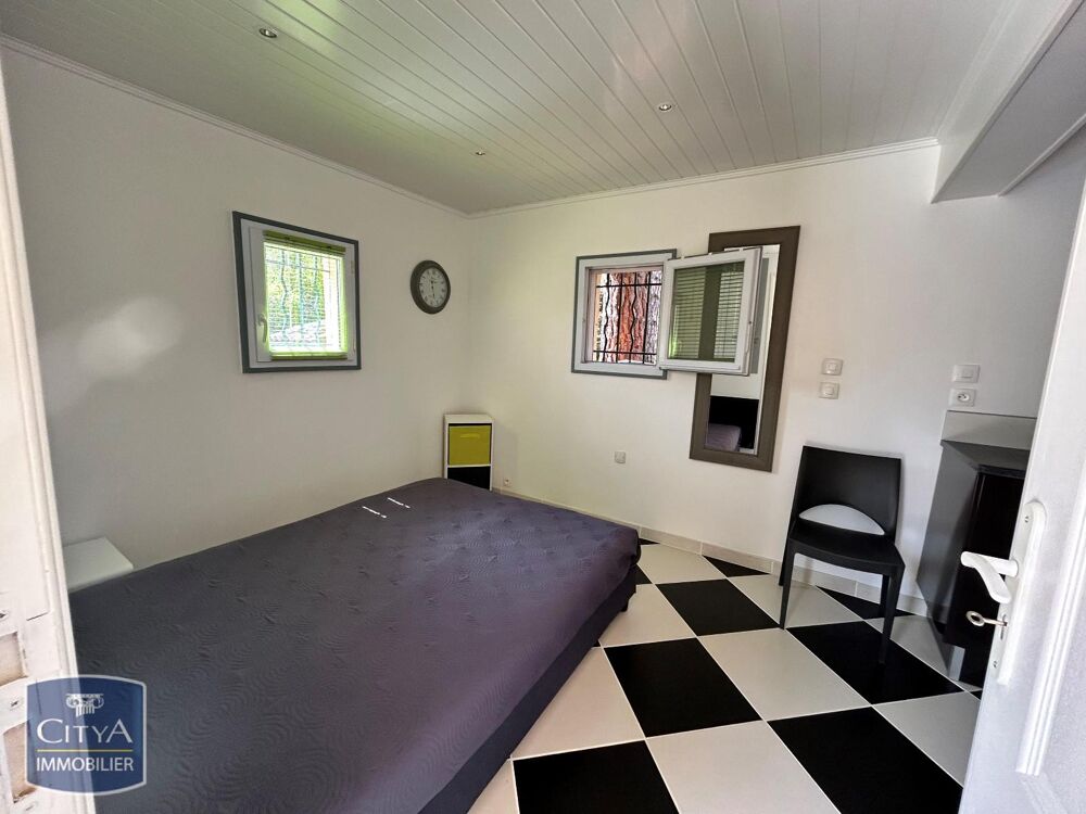 � vendre  Villa Saint-Rapha�l (83700)