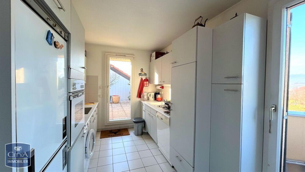 � vendre  Appartement Saint-Julien-en-Genevois (74160)