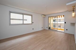  Appartement  vendre 4 pices 77 m