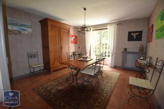  Maison  vendre 10 pices 300 m