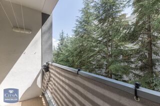  Appartement  vendre 4 pices 76 m