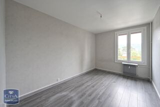  Appartement  vendre 4 pices 70 m